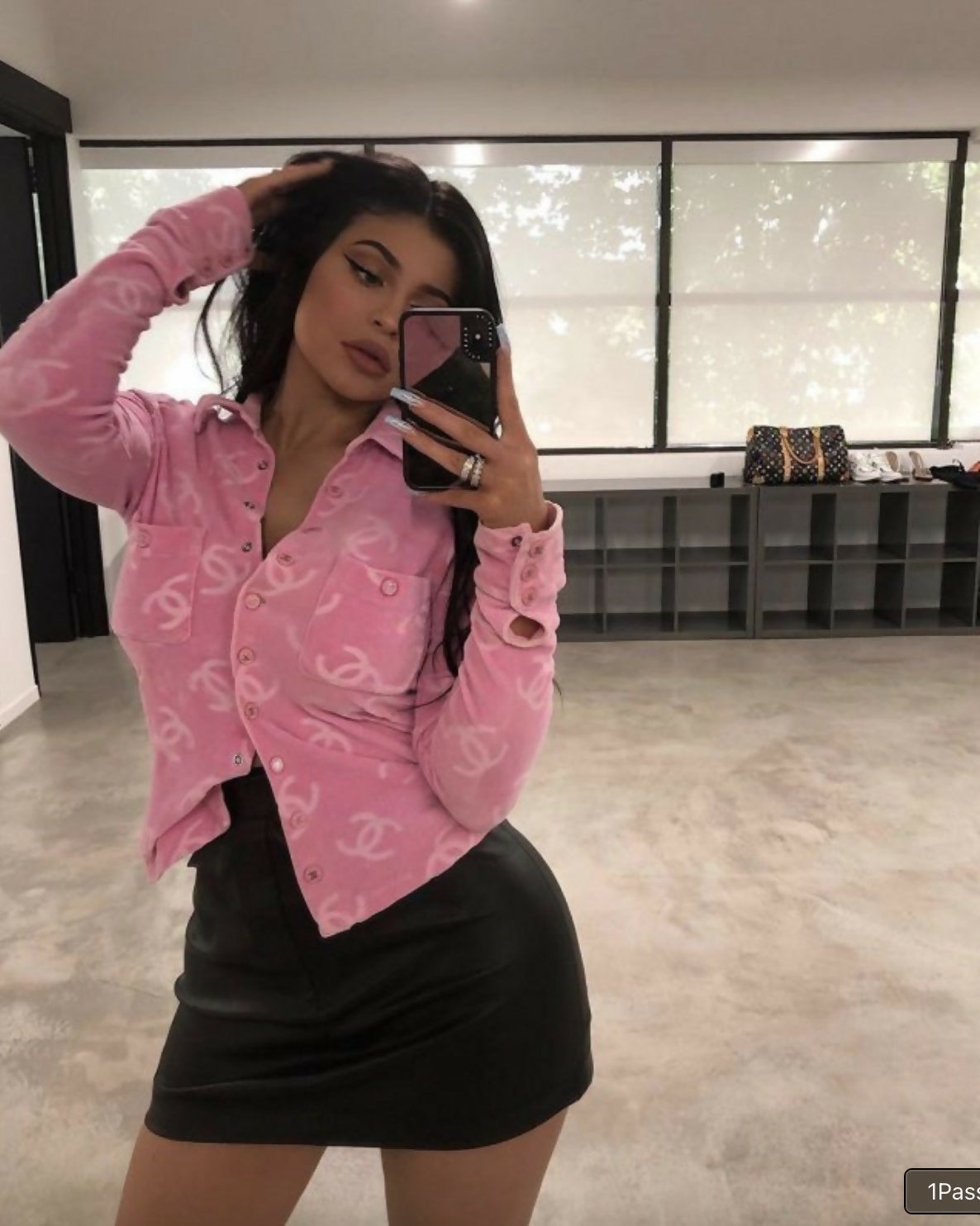Iconic Chanel Vintage S/S 1996 Pink Velour CC Logo Button 96P Top