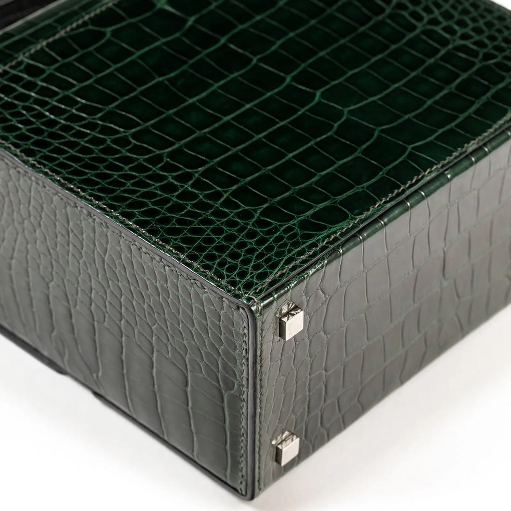 Hermès Cinhetic 18 Vert Fonce Shiny Alligator Palladium Hardware