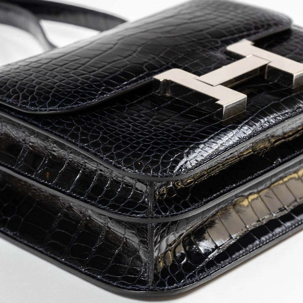 Hermès Constance 24 Blue Marine Shiny Alligator Palladium Hardware
