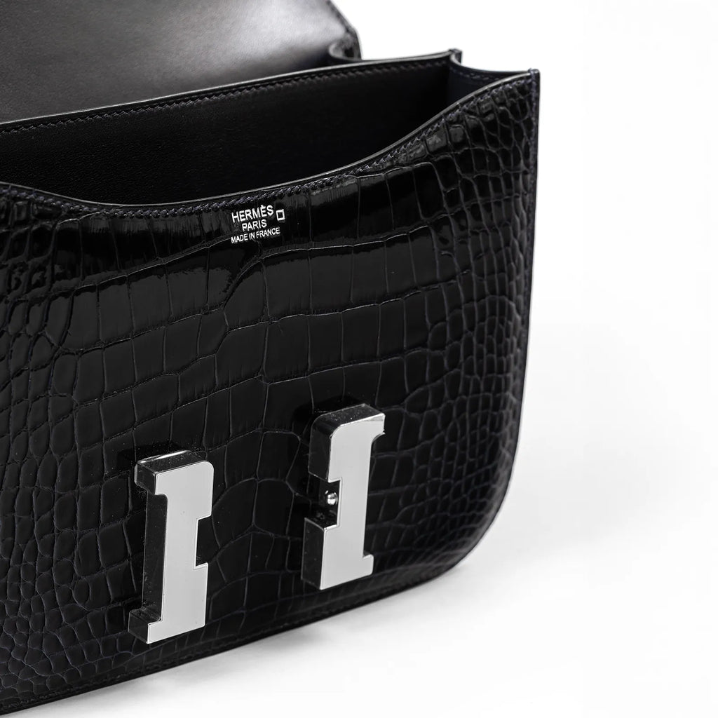 Hermès Constance 24 Blue Marine Shiny Alligator Palladium Hardware