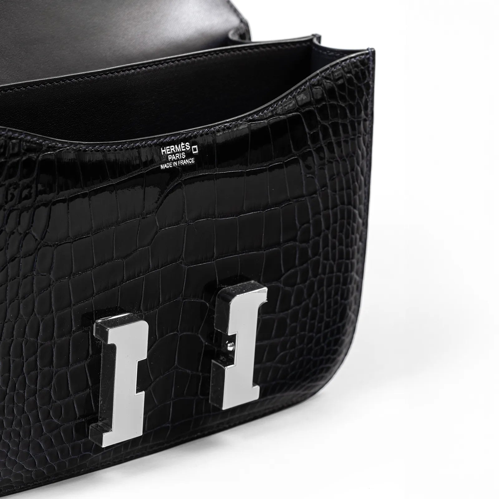 Hermès Constance 24 Blue Marine Shiny Alligator Palladium Hardware