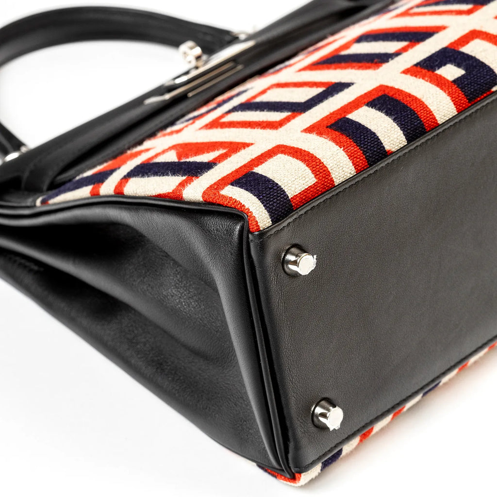 Hermès Kelly 28 Retourne Letter Au Carre Black Toile/Swift Palladium Hardware