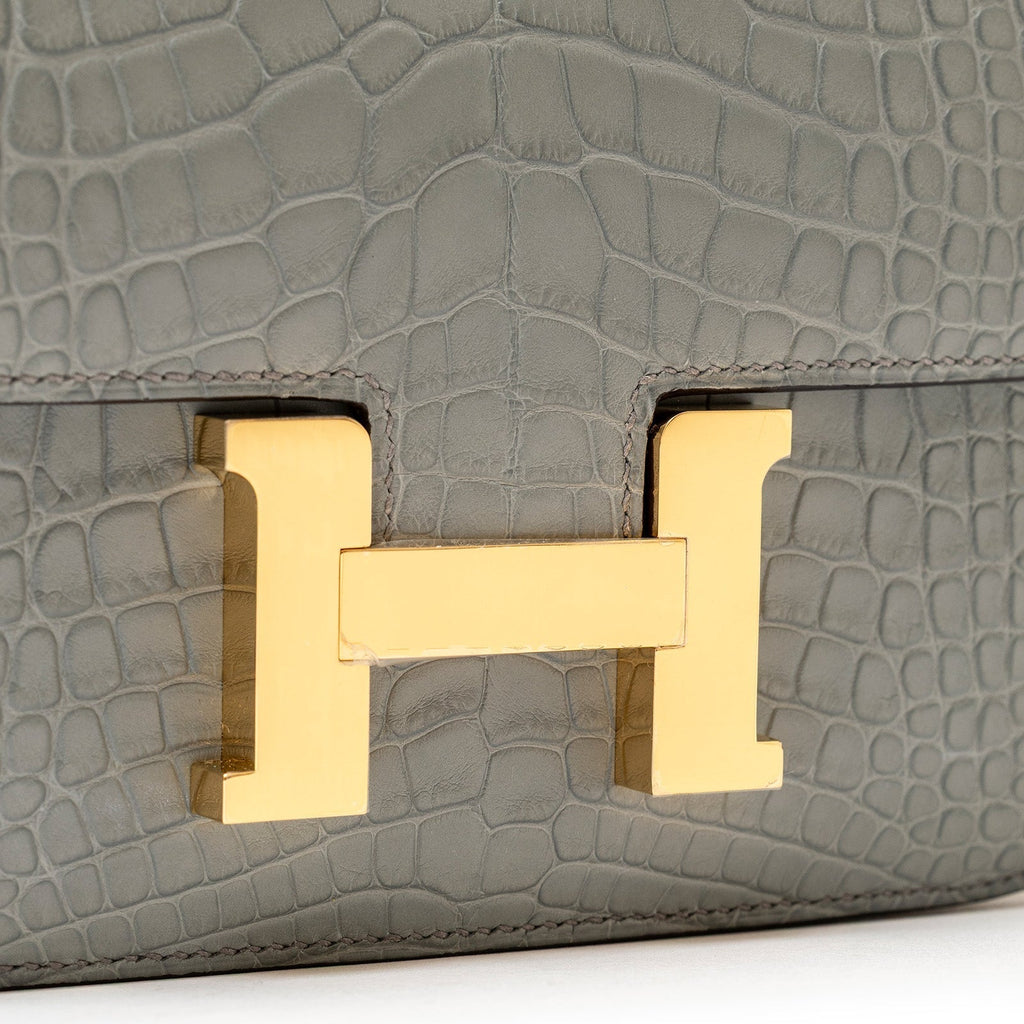 Hermès Mini Constance 18 Gris Ciment Matte Alligator Gold Hardware