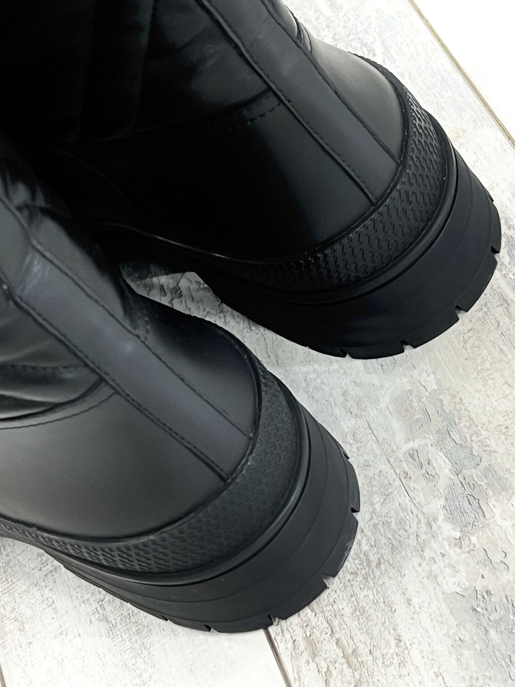 HERMÈS WOMEN'S FUJI BOOTS