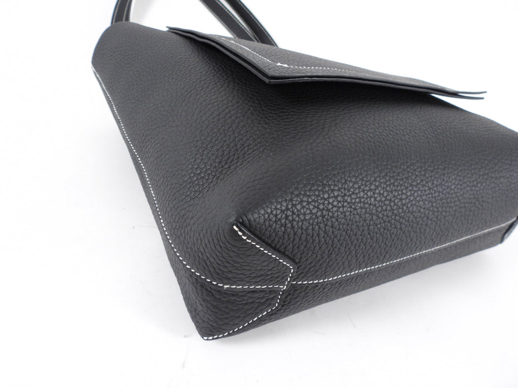 Hermes Black 2022 Clemence Cabasellier 31 Tote Bag