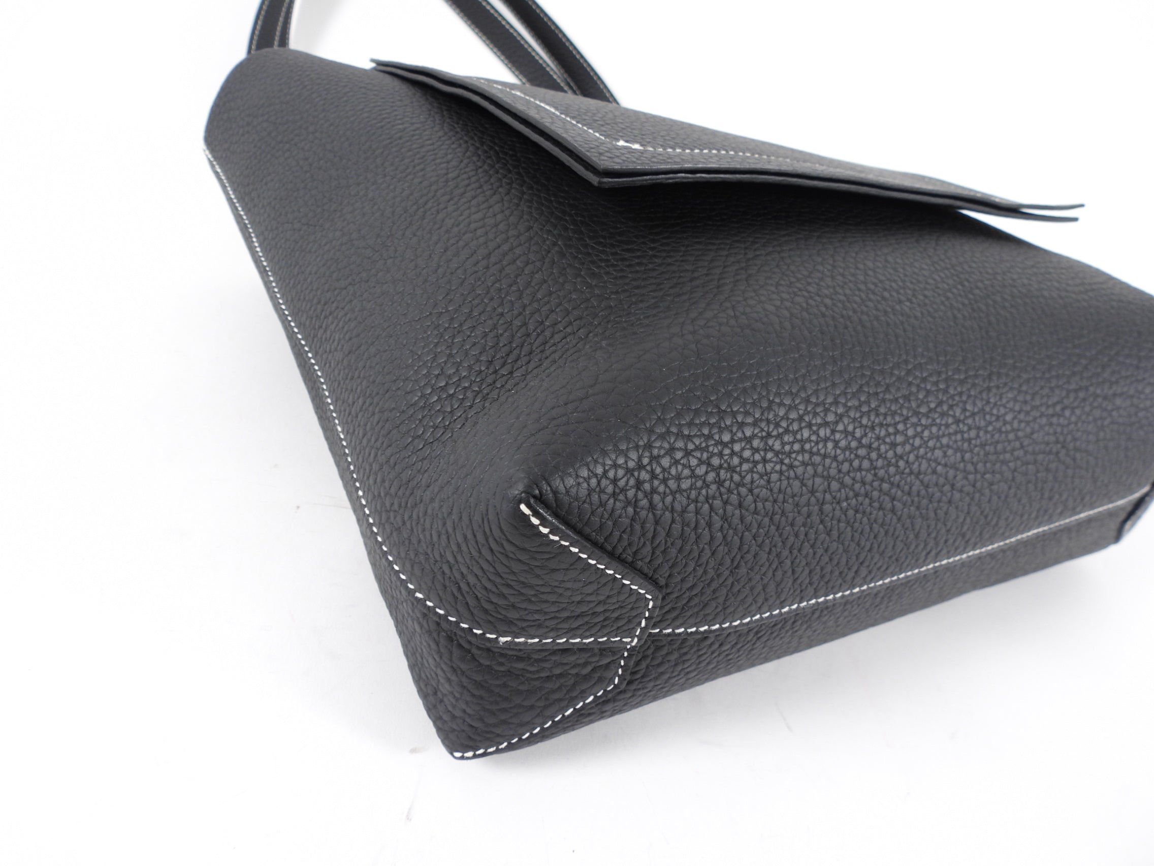 Hermes Black 2022 Clemence Cabasellier 31 Tote Bag