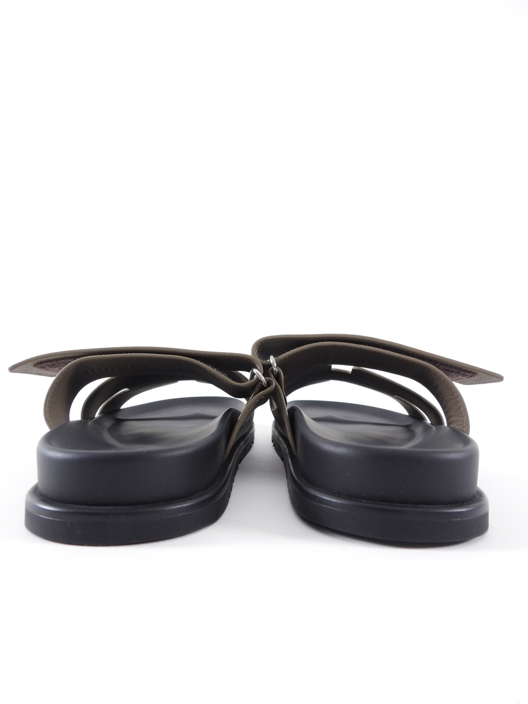 Hermes Etoupe Epsom Leather Chypre Sandals - 39