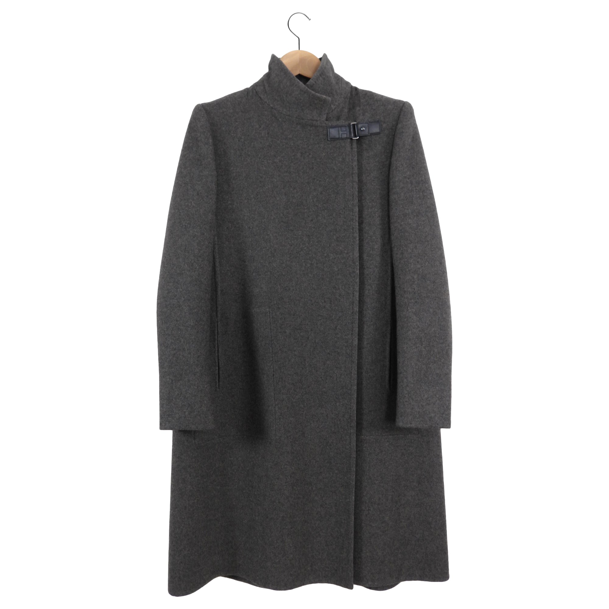 Hermes Cashmere Grey Coat with Leather Closure - FR38