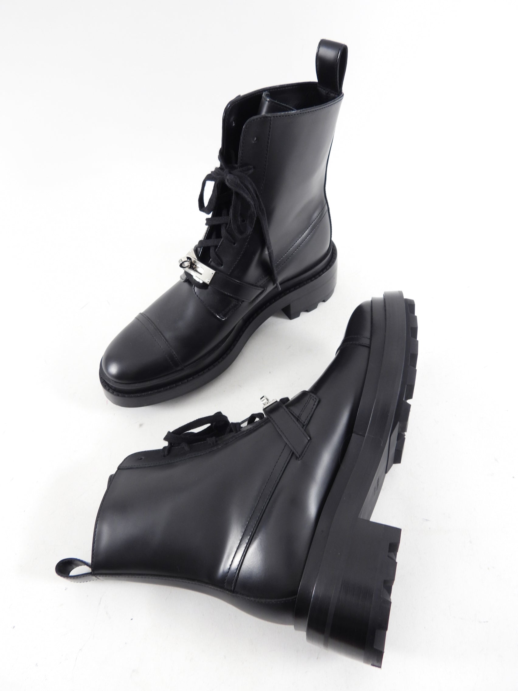 Hermes Black Glossed Leather Lace Up Funk Ankle Boot - USA 7