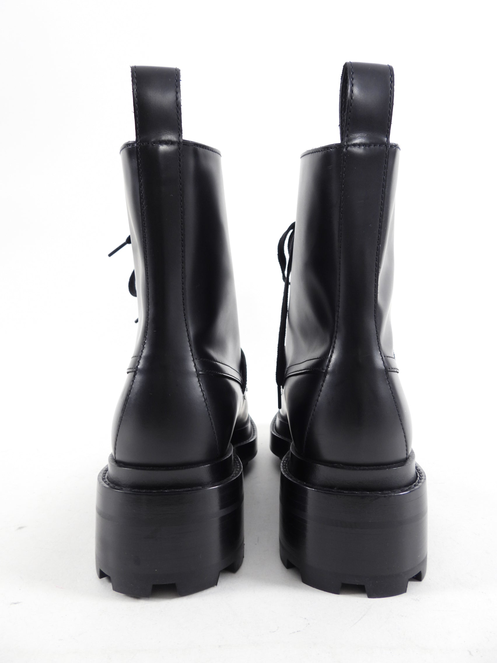 Hermes Black Glossed Leather Lace Up Funk Ankle Boot - USA 7