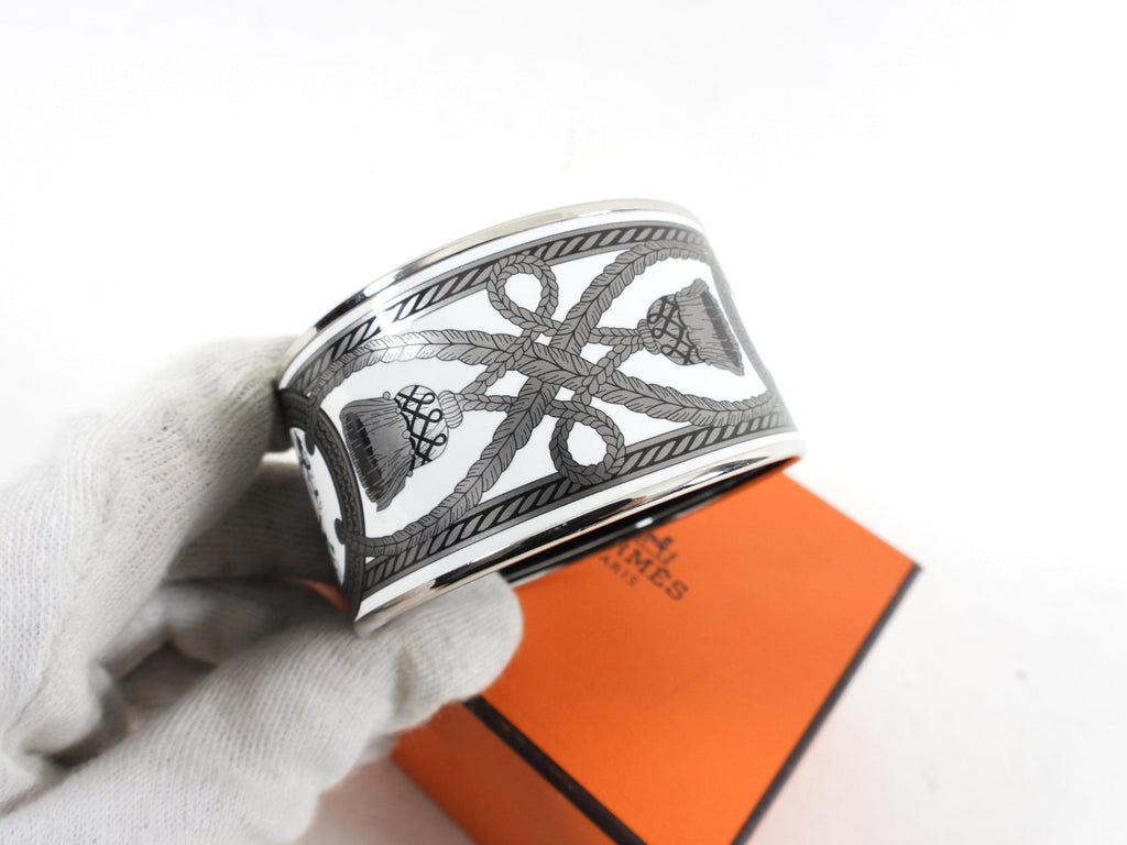 Hermes White and Silver Extra Wide Grand Apparat Enamel Bangle Bracelet
