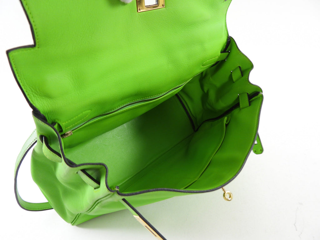 Hermes Vintage 1997 Apple Green Gulliver Leather Kelly 32cm Bag GHW