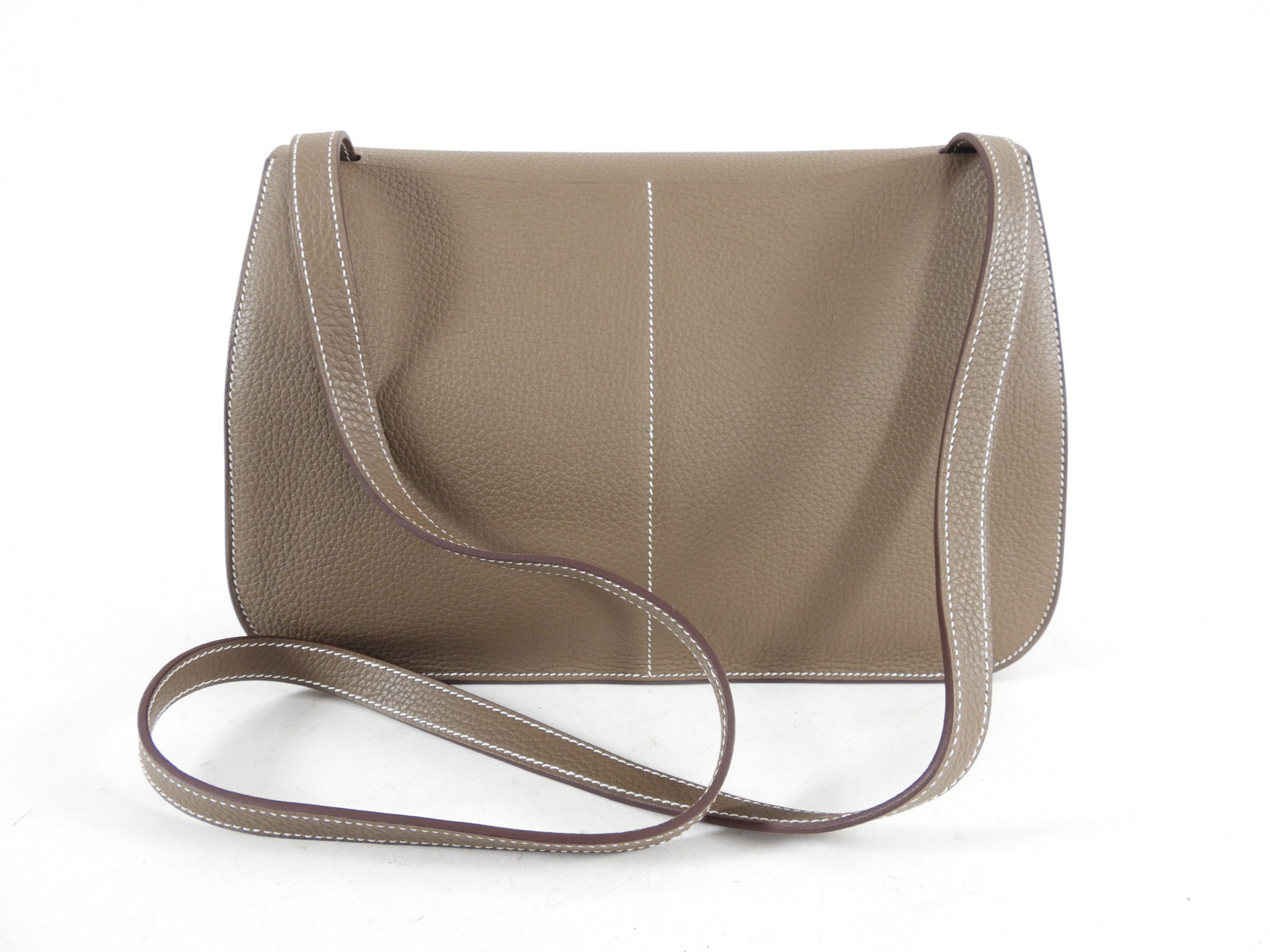 Hermes Halzan 31 Etoupe GM Taurillon Clemence GHW