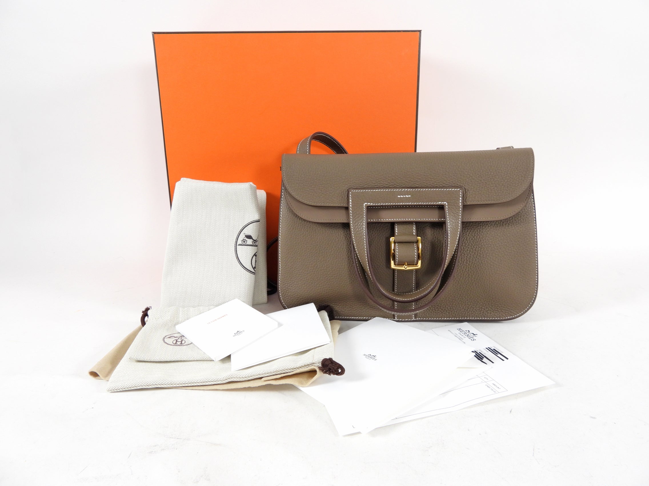 Hermes Halzan 31 Etoupe GM Taurillon Clemence GHW