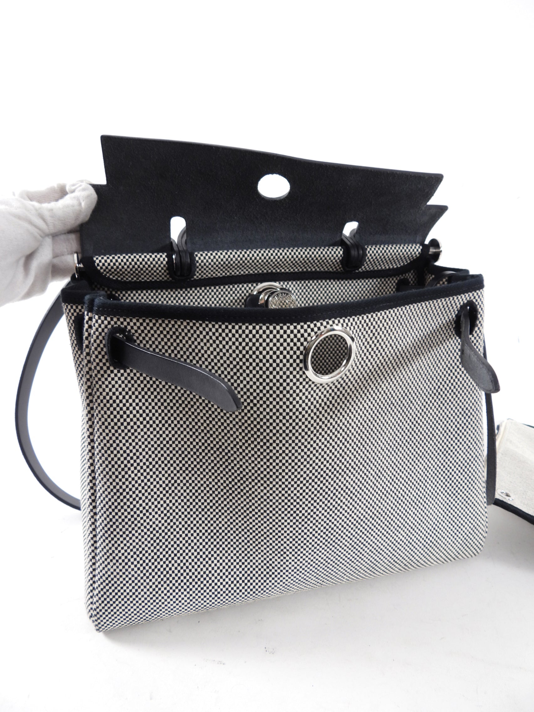 Hermes Herbag Zip 31 Toile Criss Cross Bag