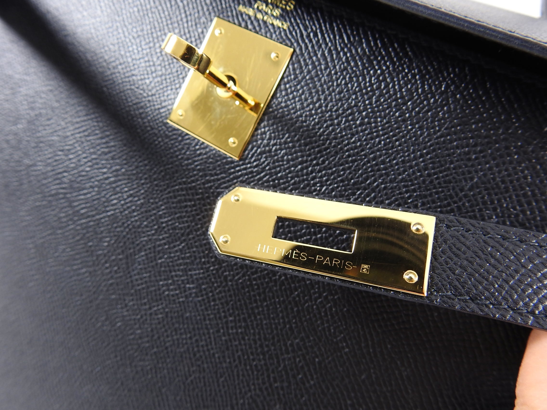 Hermes 2018 Black Epsom Leather Kelly 32 Sellier GHW