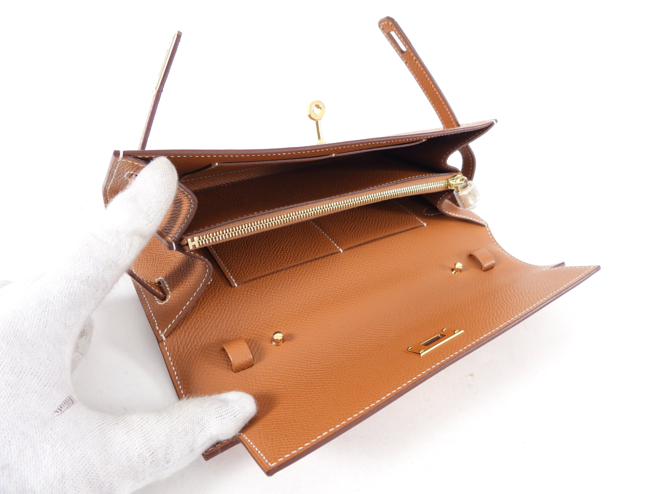 Hermes Kelly To Go Wallet in Epsom Gold GHW