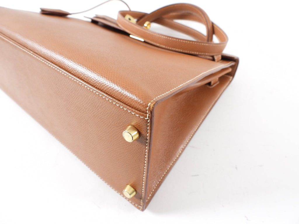 Hermes Vintage 1997 Kelly 32 Gold Courchevel Sellier Bag GHW