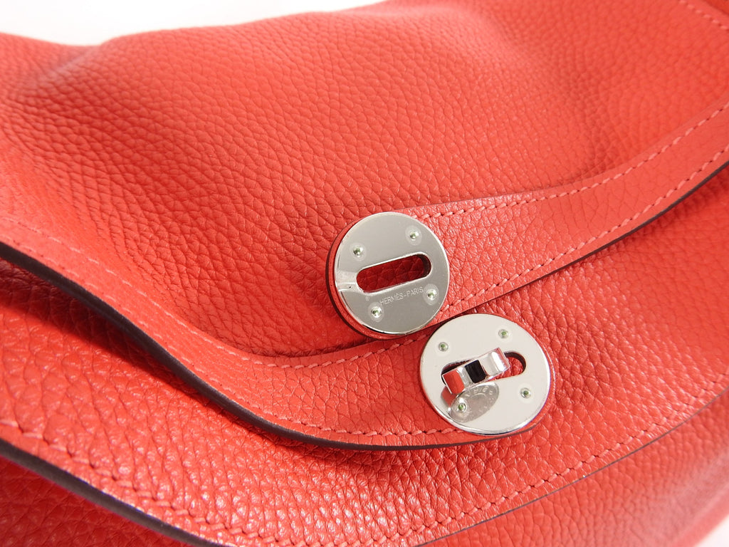 Hermes Lindy 34 Shoulder Bag in Taurillon Clemence Rouge Pivoine