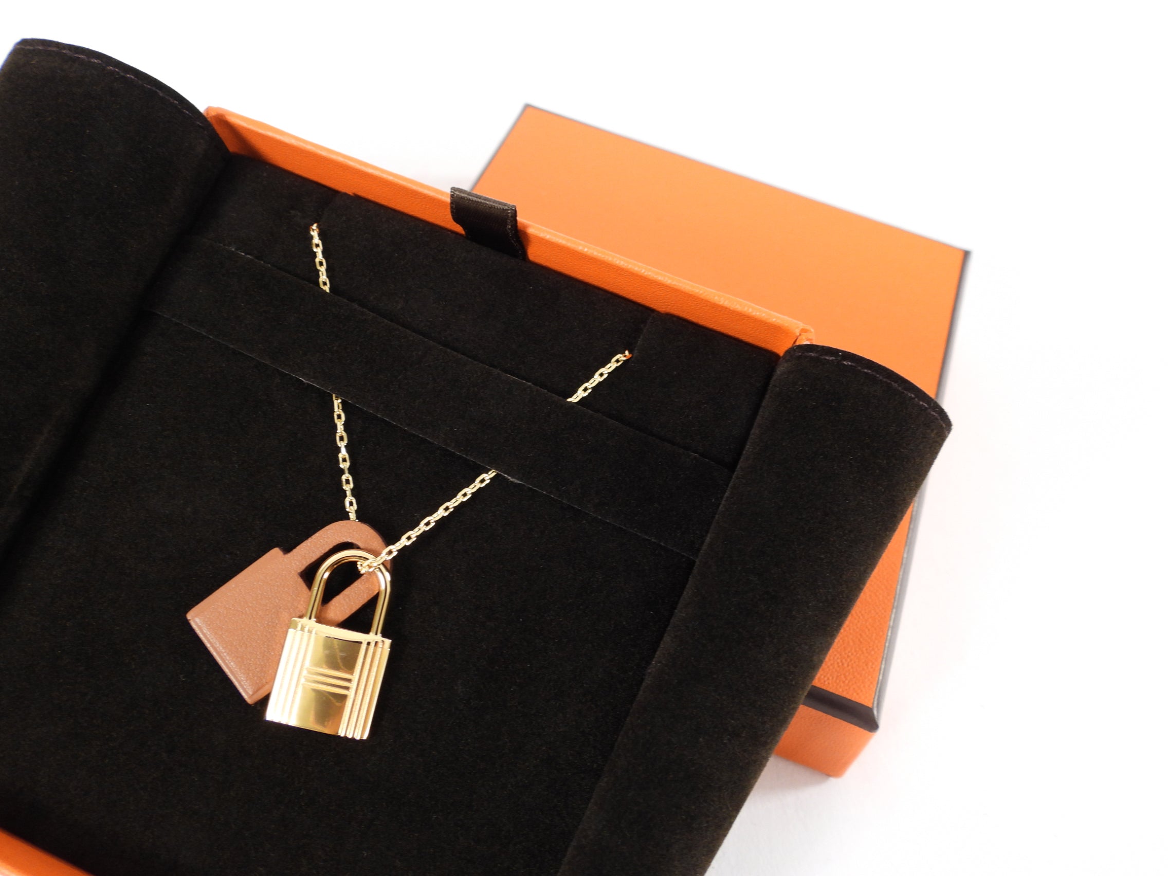 Hermes 2021 O'Kelly Pendant Necklace Gold Plated and Gold Leather