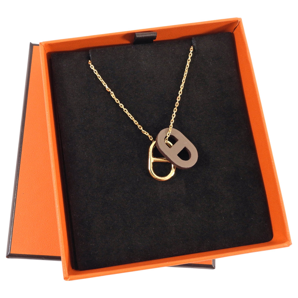 Hermes O'Maillon Pendant Necklace Palladium Etoupe