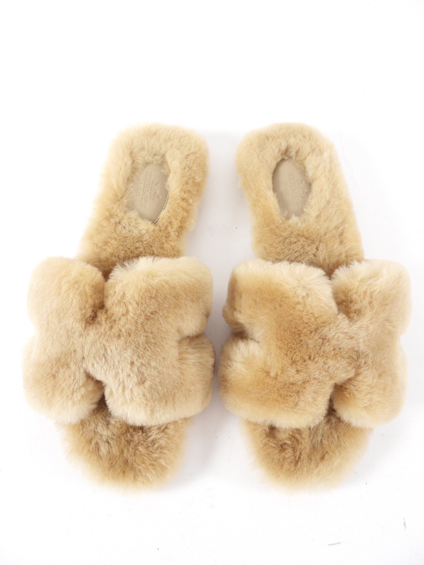 Hermes Beige Argile Shearling Oran Sandals - 37