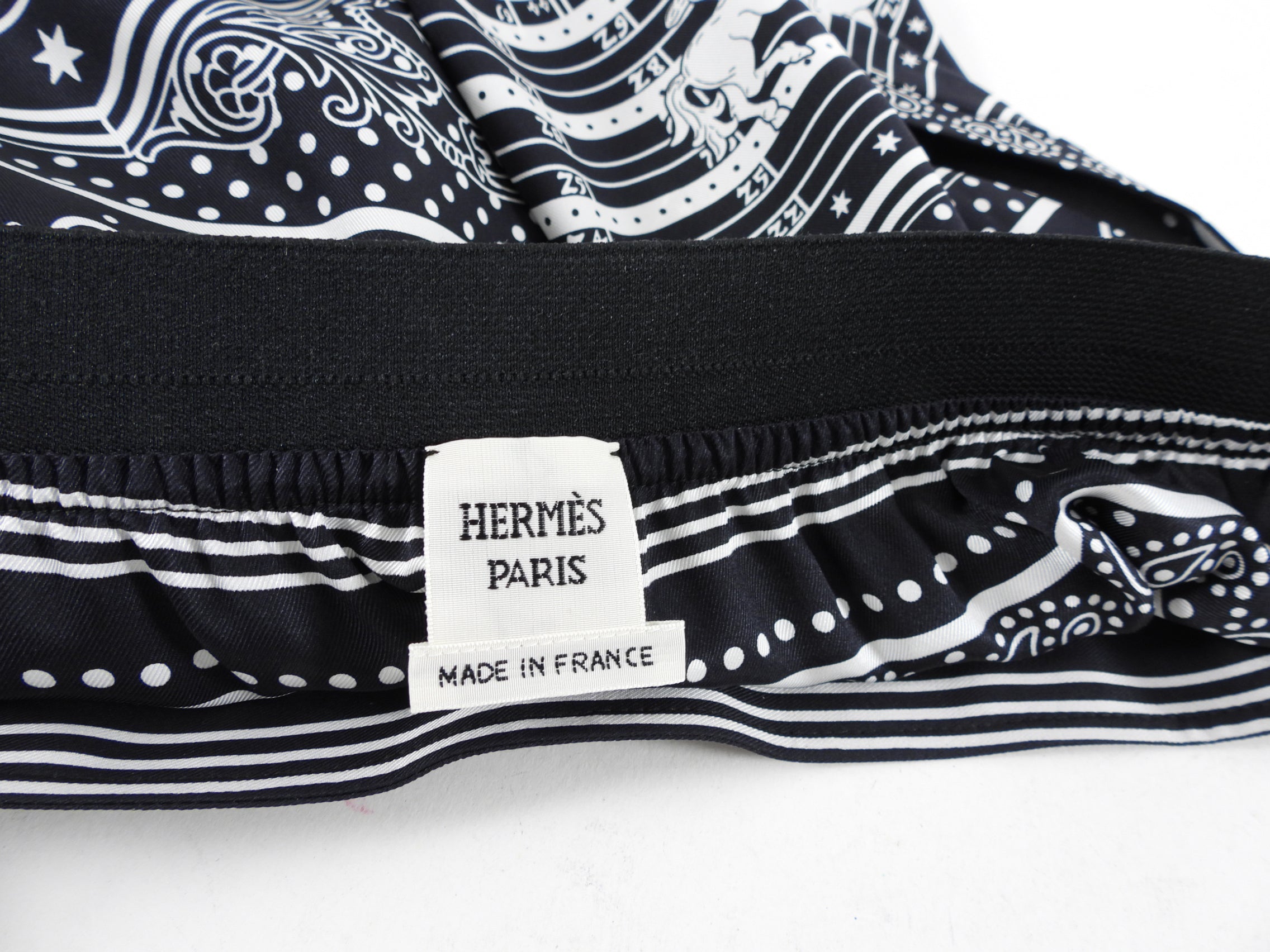 Hermes Black and White Silk Astrologie Bandana Crop  Wide Leg Pajama Pants - FR36 / 4