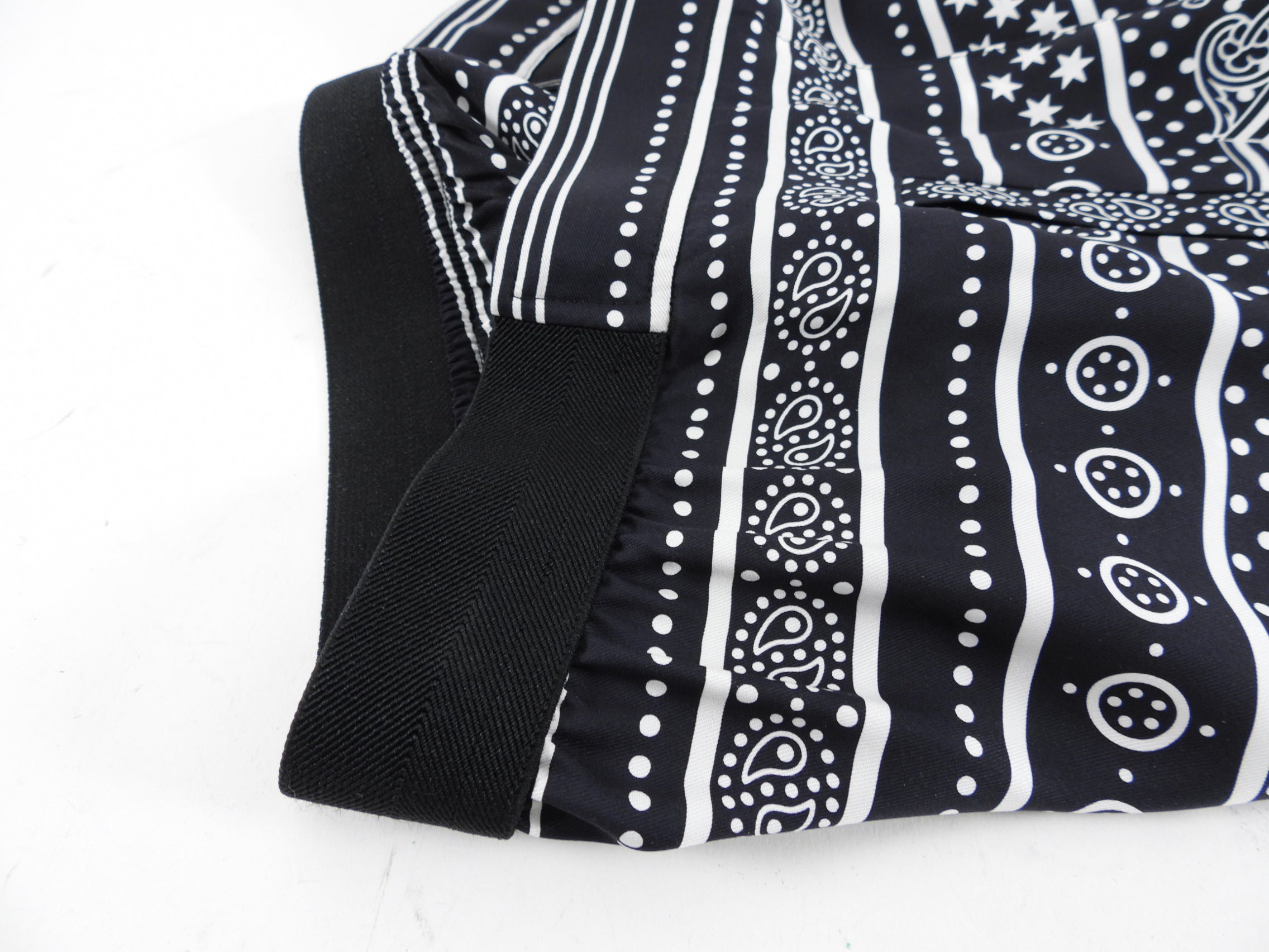 Hermes Black and White Silk Astrologie Bandana Crop  Wide Leg Pajama Pants - FR36 / 4