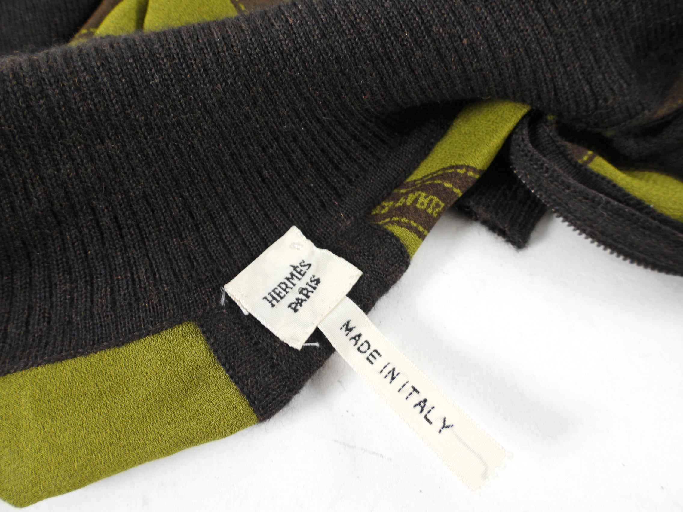 Hermes Dark Brown and Green Logo Zip igan - L