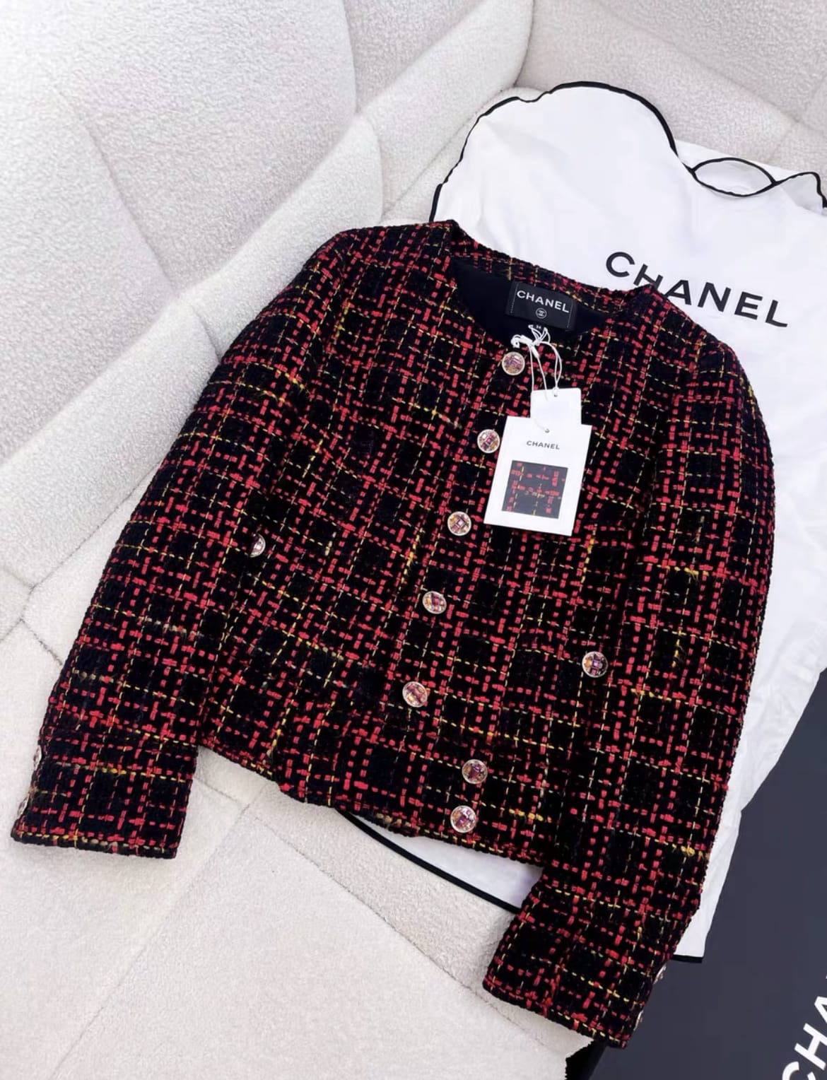 Chanel 22K red and black plaid tweed jacket size 34