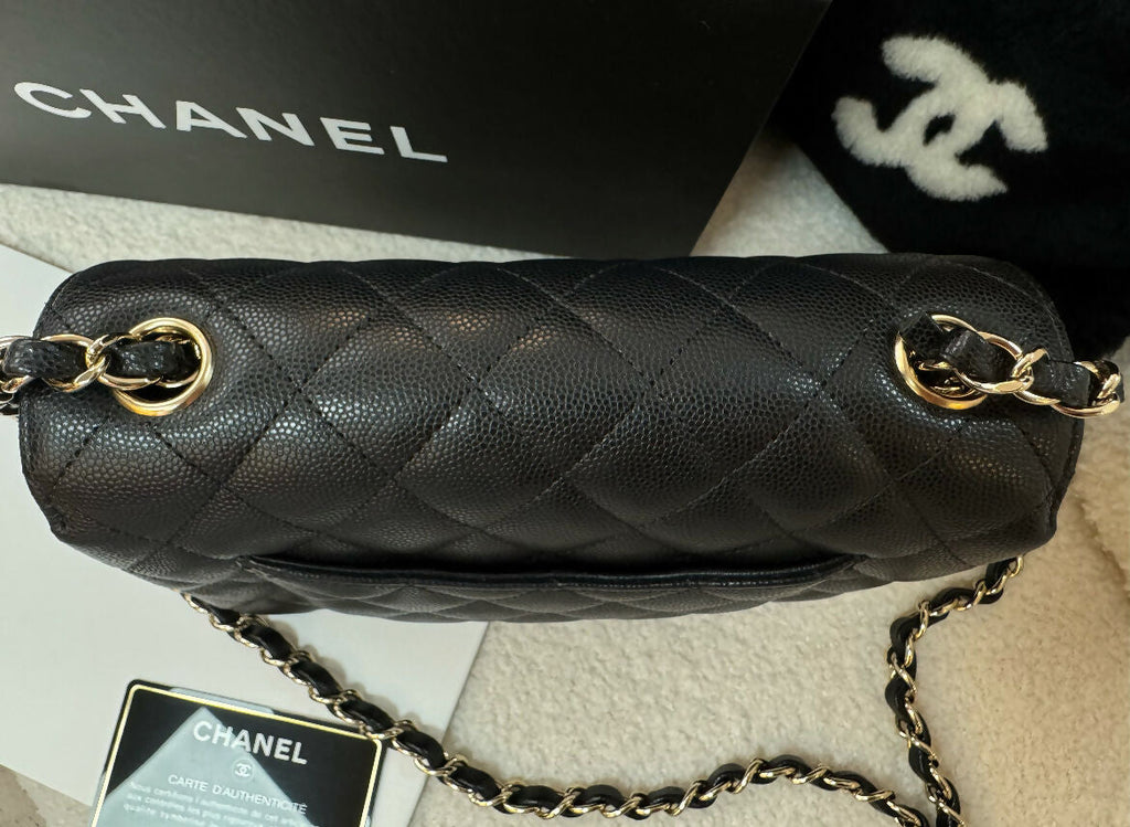 Chanel(17)Small Classic Flap Caviar Bag