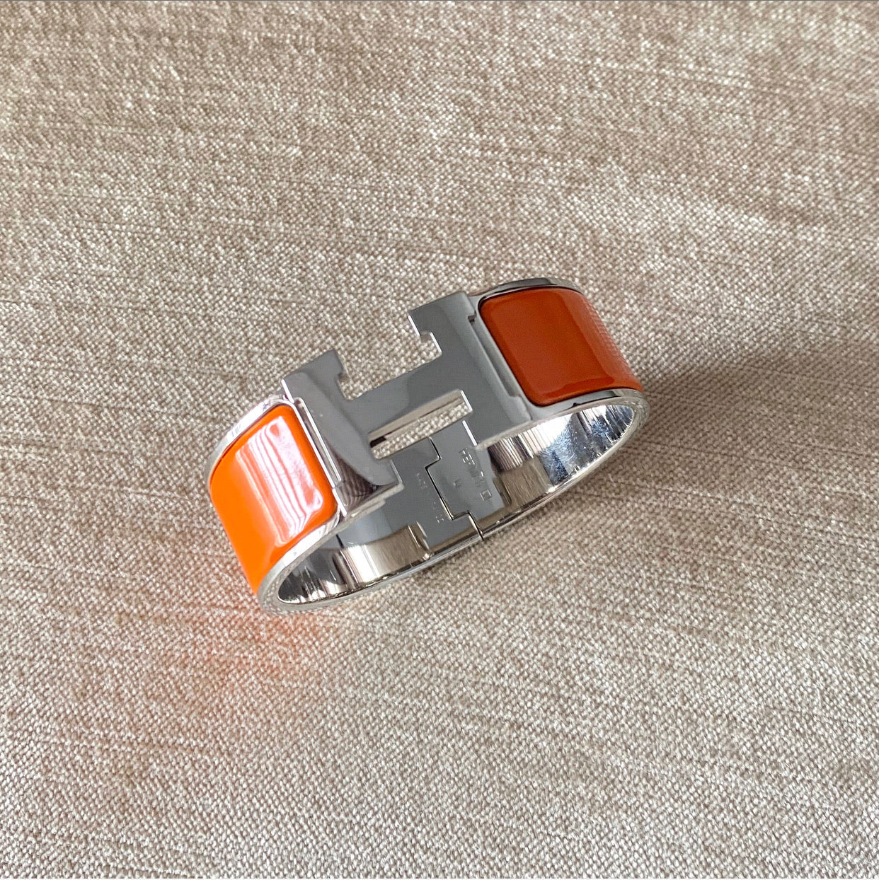 Hermes Clic Clac H Orange and Silver Hinged Bracelet - PM