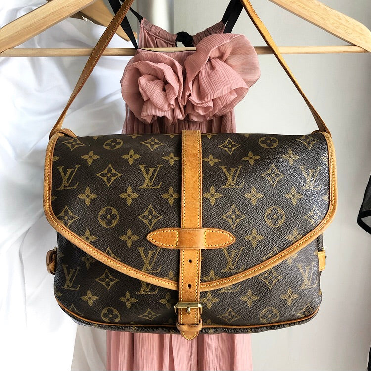 Louis Vuitton Vintage 1997 Monogram Saumur 30 Crossbody Bag