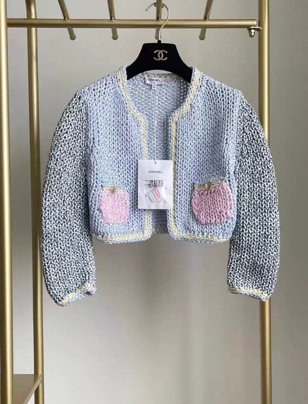 Chanel 23ss igan fr34 with tag