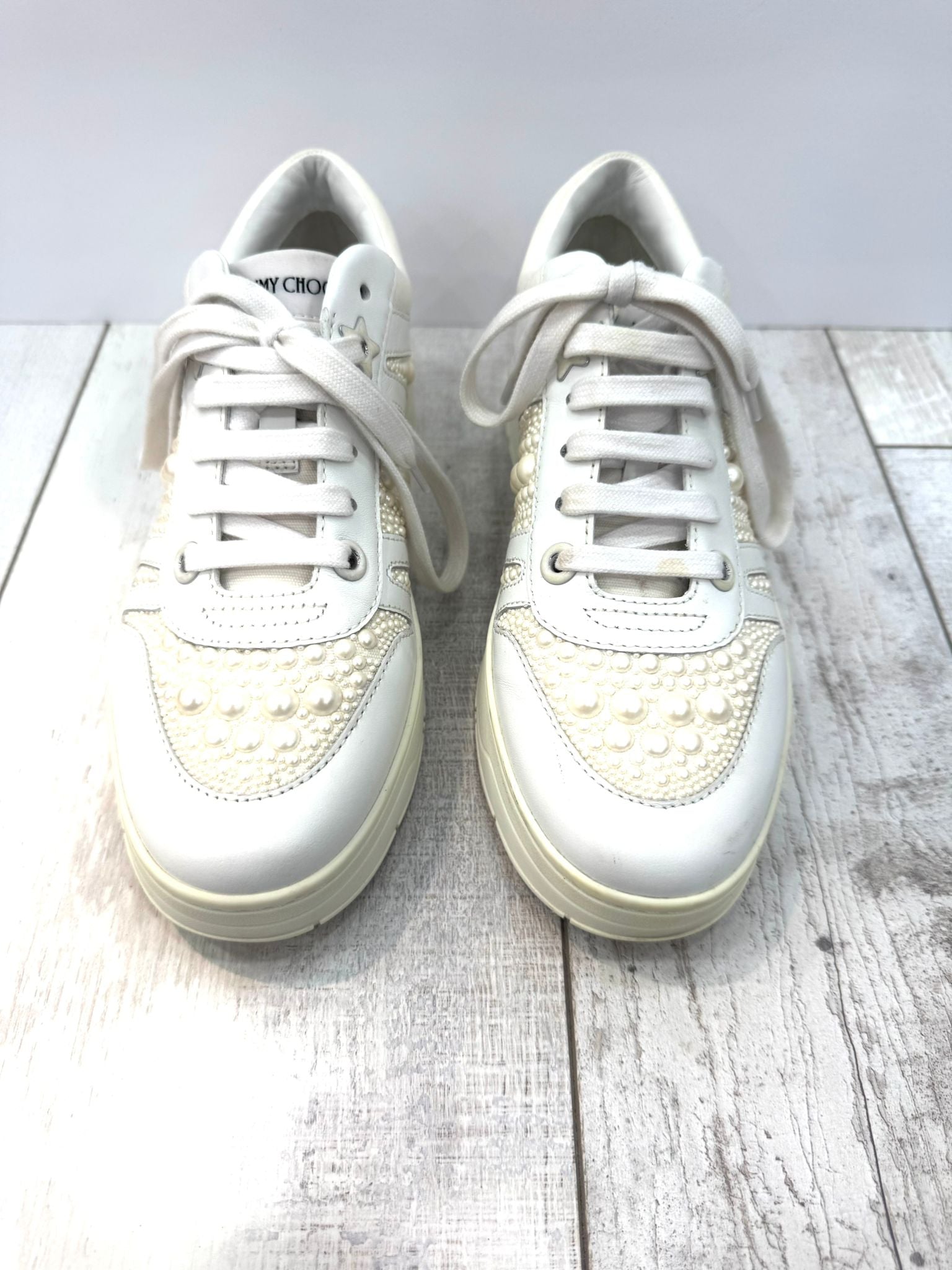 JIMMY CHOO HAWAII F LOW TOP CALFSKIN LEATHER TRAINERS