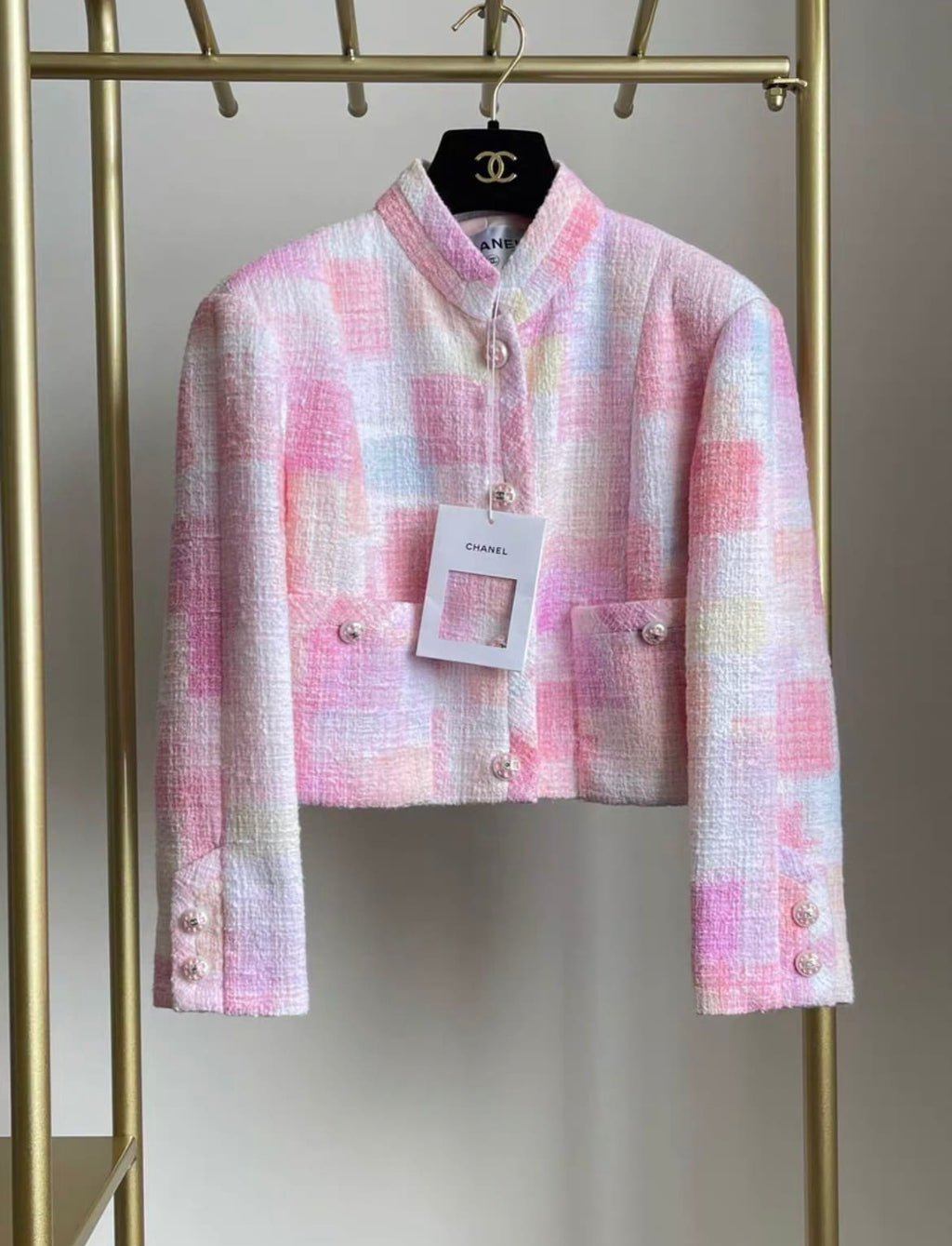 Chanel 23ss pink jacket fr34 with tag