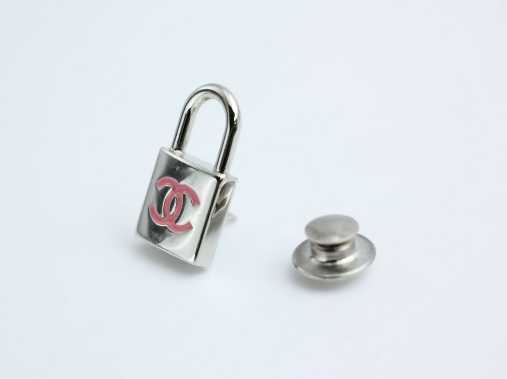 Chanel Vintage 07P Metal Silver and Lock Brooch