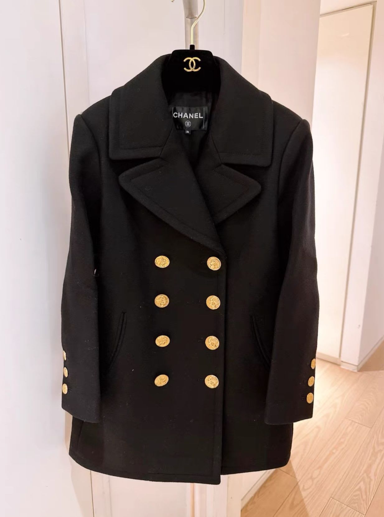 Chanel 16 Rome Series Black Gold Cashmere Jacket