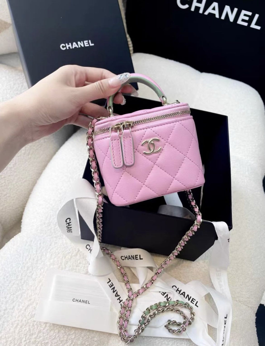 Chanel 23p pink with green handle box chain bag