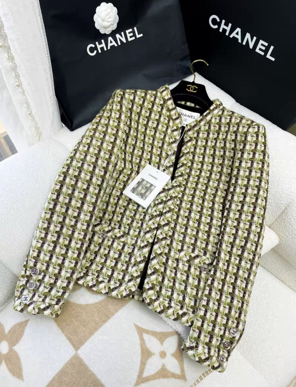 Chanel 23 cruise green tweed jacket