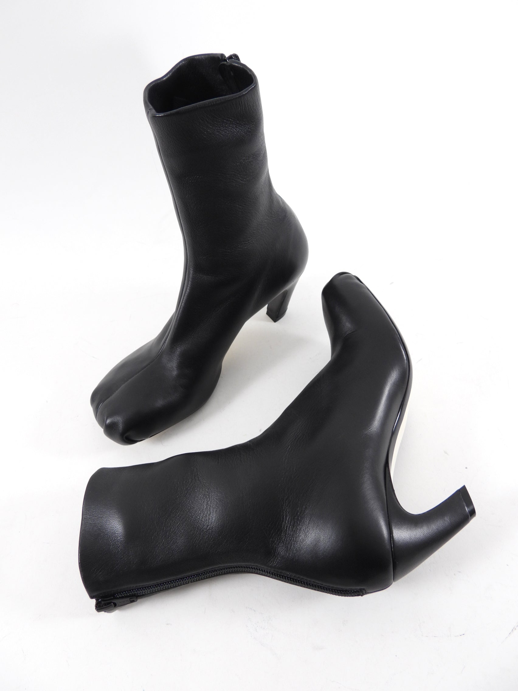 Khaite Black Leather Normandy 65 Ankle Boots - 37