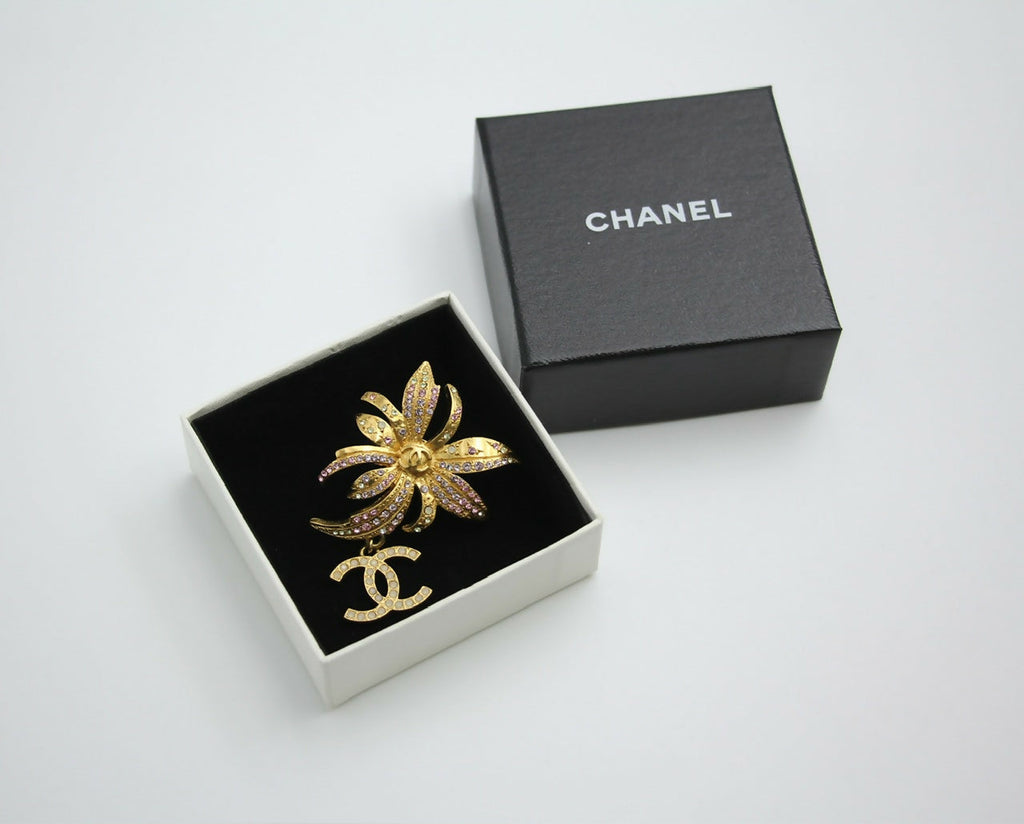 Chanel Vintage 02P Rhinestone Pink Silver Palm Tree Brooch