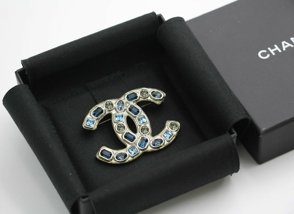 Chanel B19C Rhinestone Light Blue Deep Blue Gray Brooch