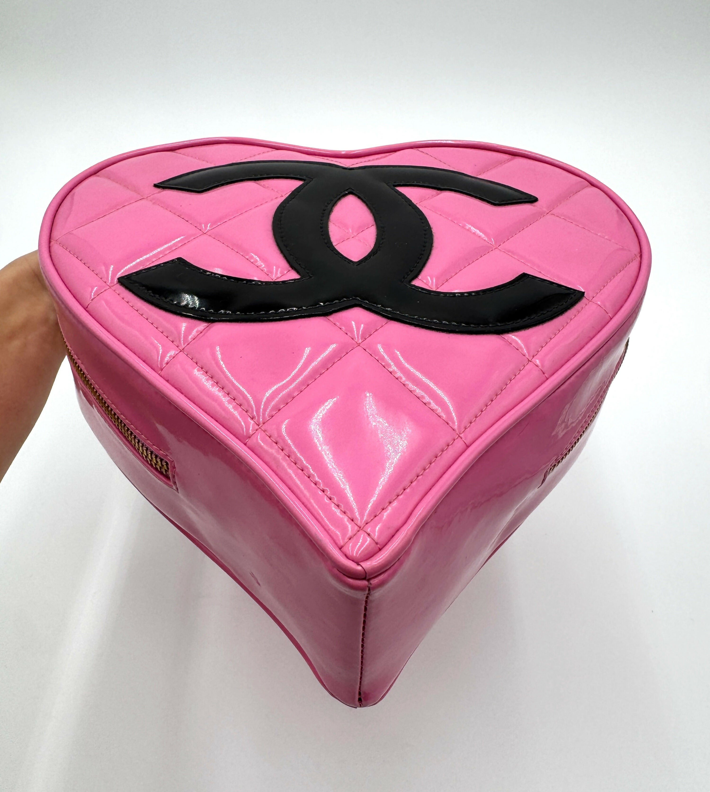Chanel 1995 Vintage Barbie Pink Heart Vanity Bag
