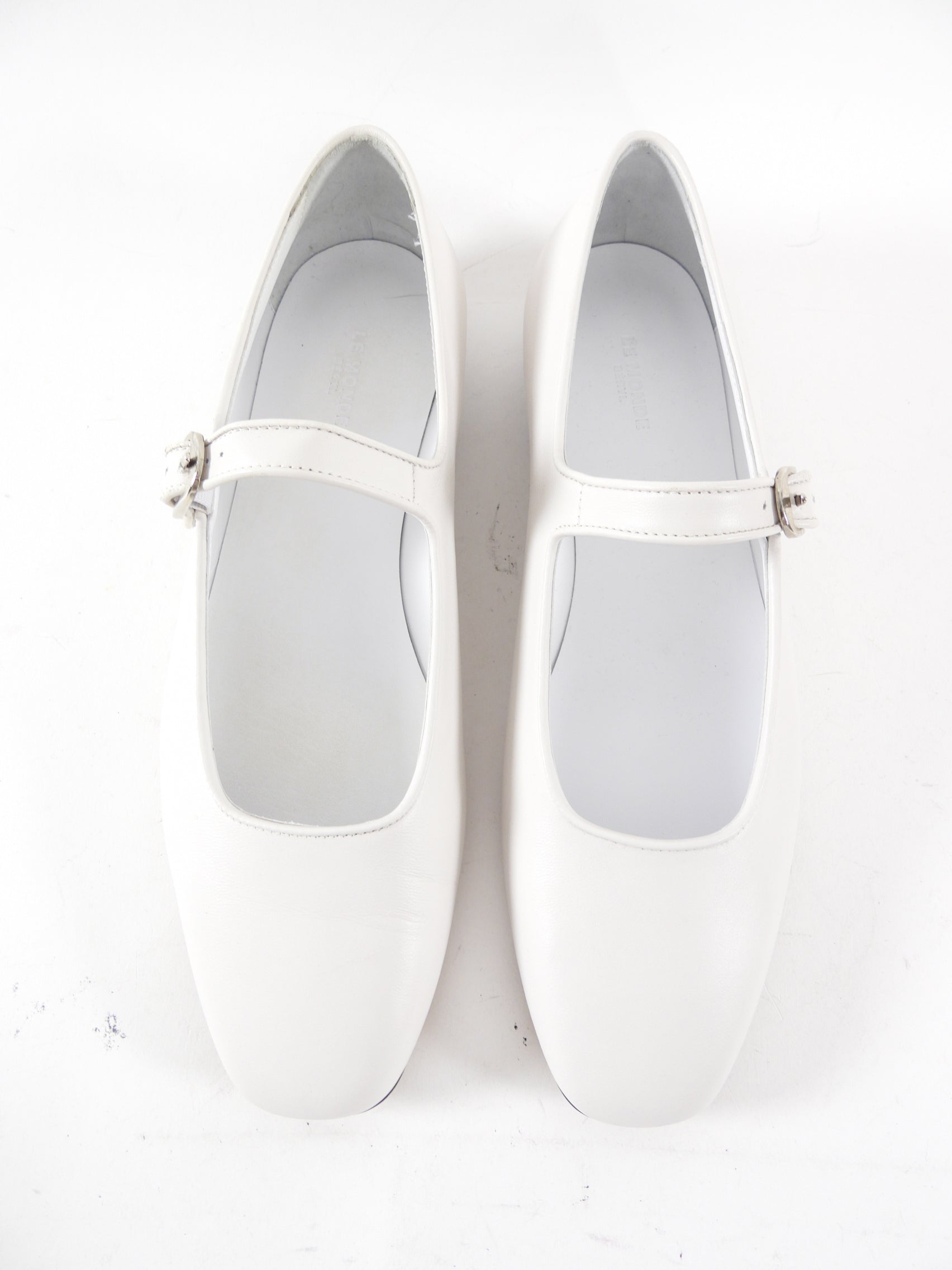 Le Monde Beryl White Leather Mary Jane Ballet Flat - 42
