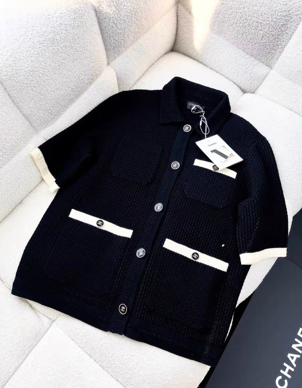 Chanel 24P black white edge knitted igan