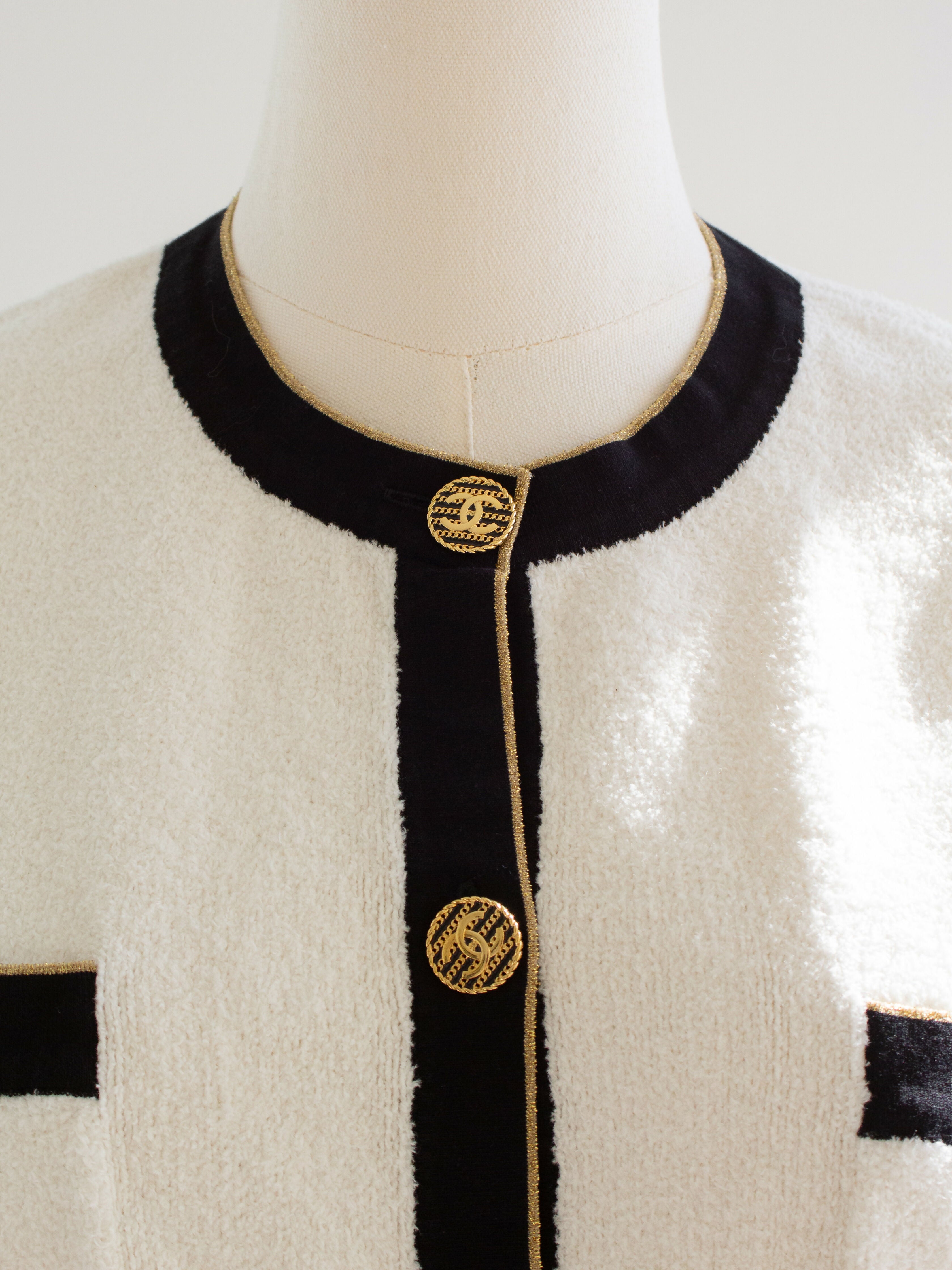 Chanel Cruise 2019 La Pausa White Black Gold Terry 19C igan Jacket