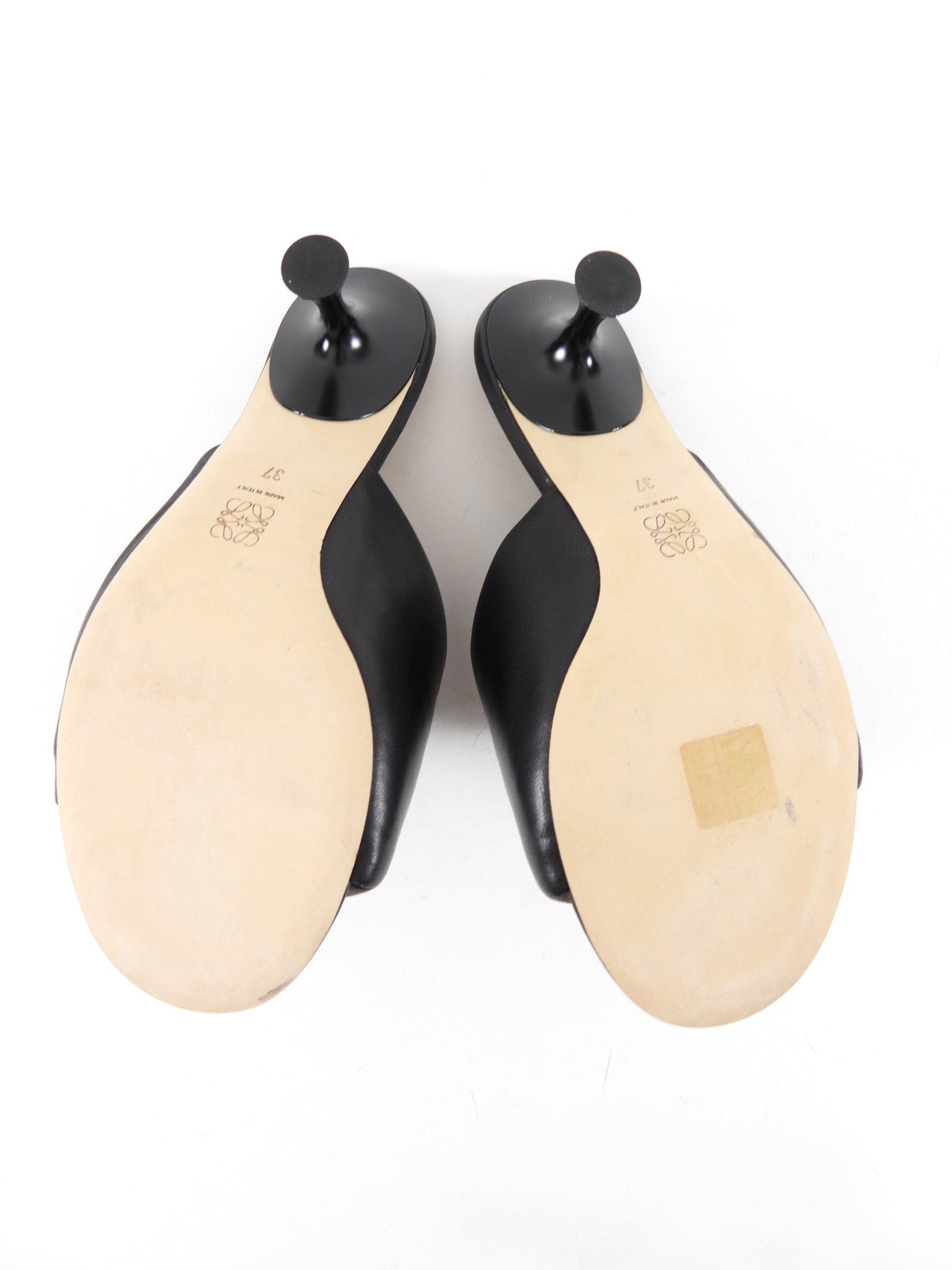 Loewe Black Leather Padded Anagram Mule - 37 / 7