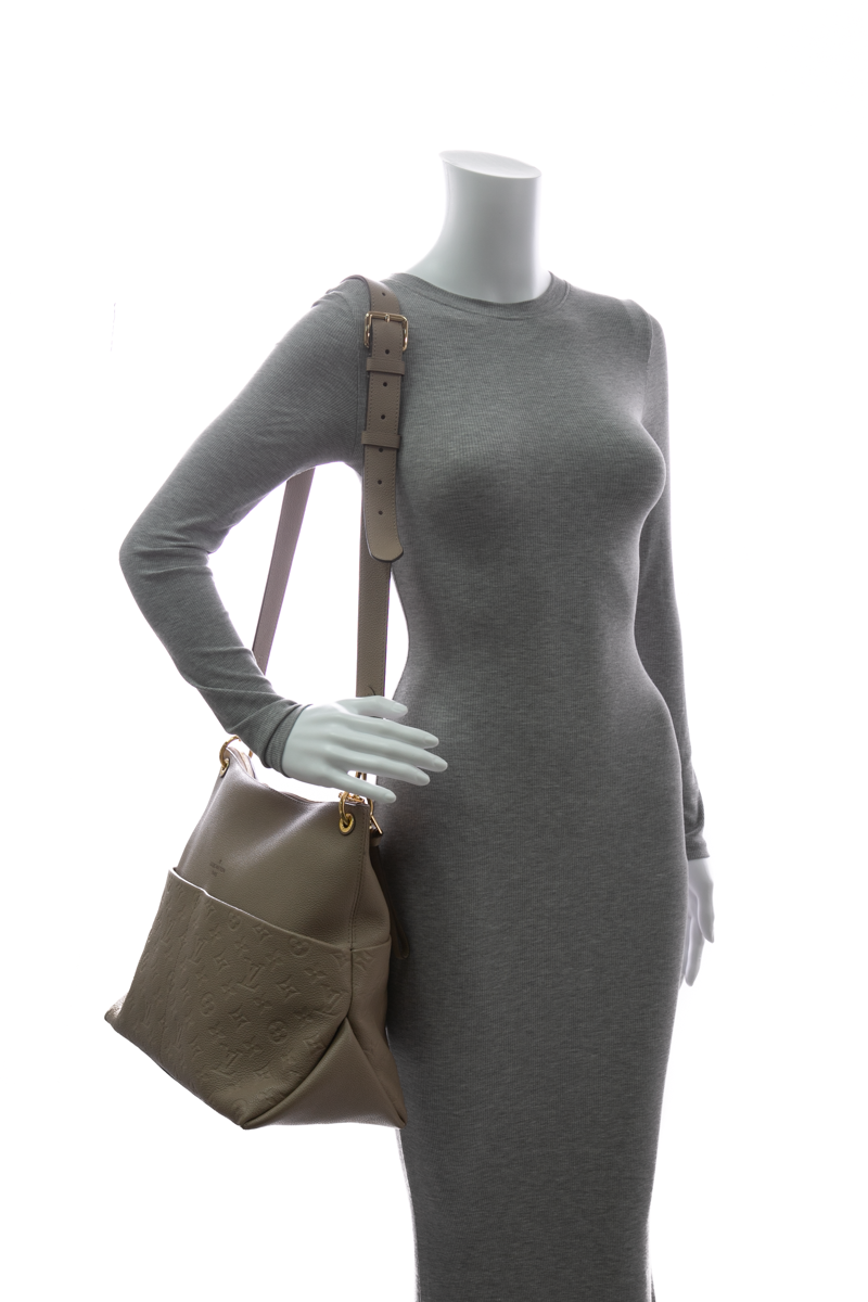 Maida Hobo Bag