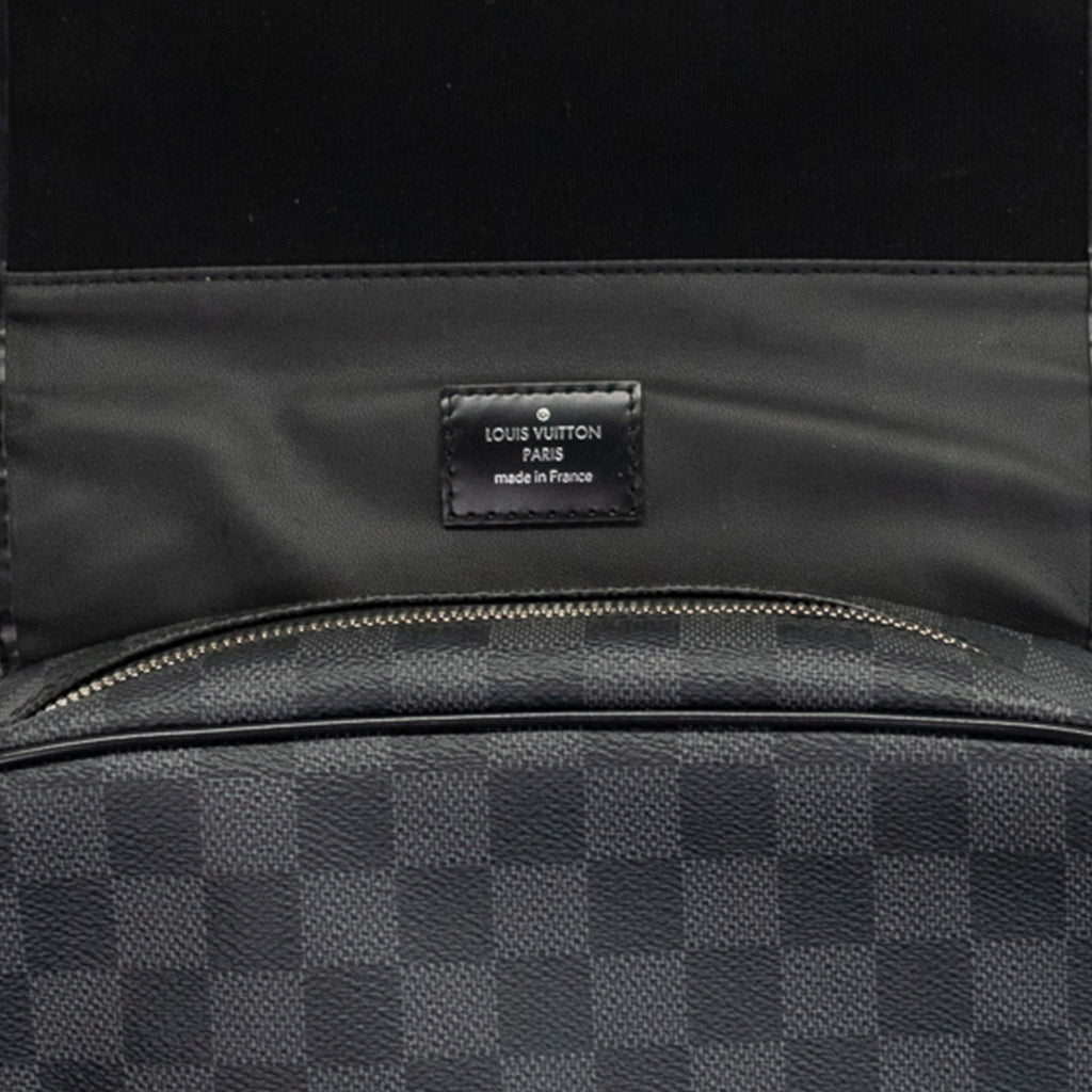 Louis Vuitton 'Hanging Toiletry' Pouch